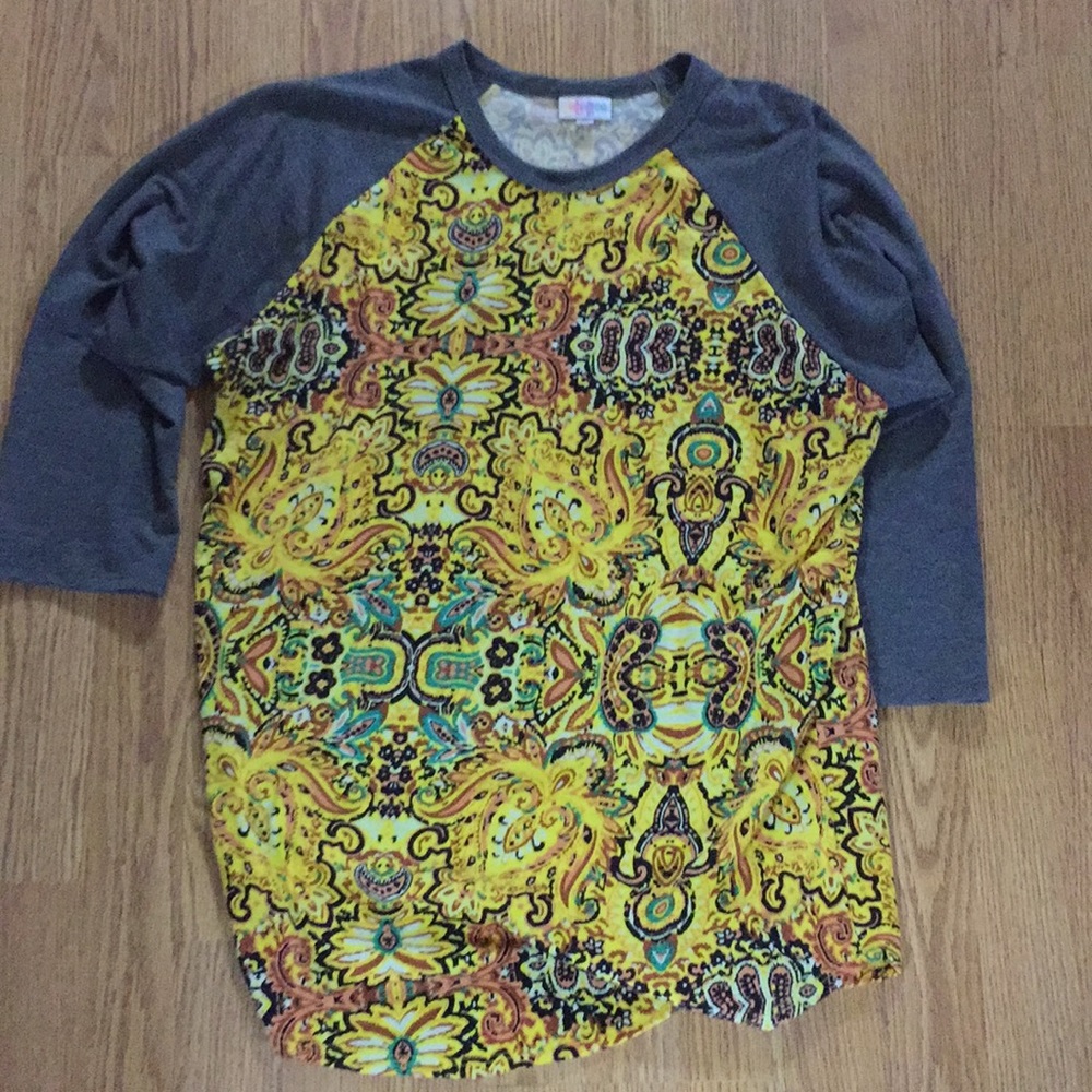 Lularoe shirt large